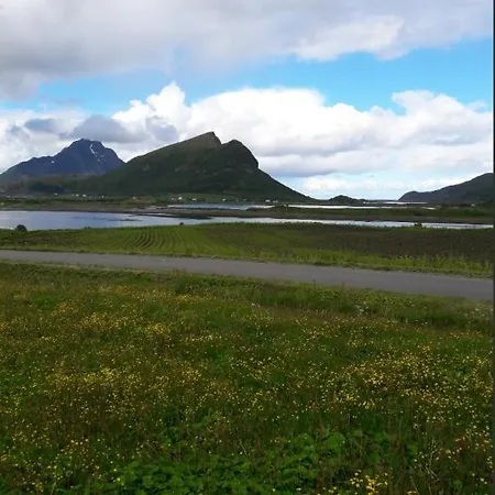 Cozy Central House In Lofoten *