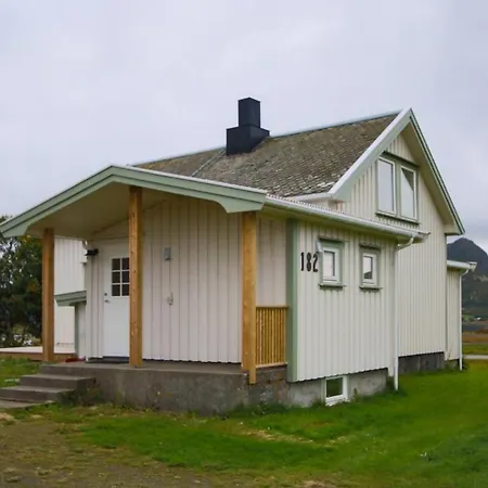 Cozy Central House In Lofoten Leknes